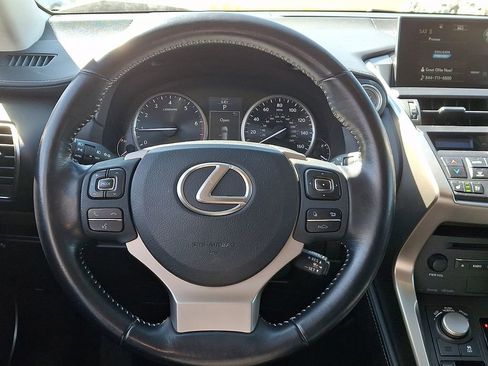 Used 2017 Lexus NX 200t FWD image 19