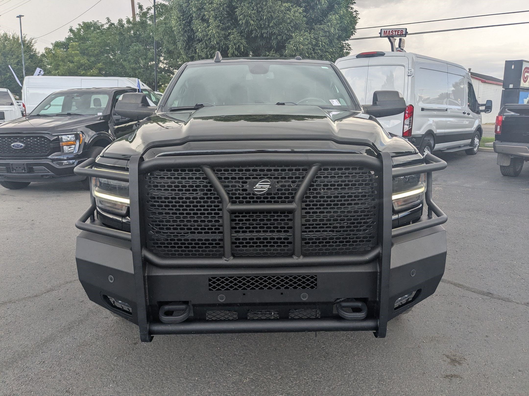 Used 2020 RAM 3500 Laramie AWD/4WD image 11