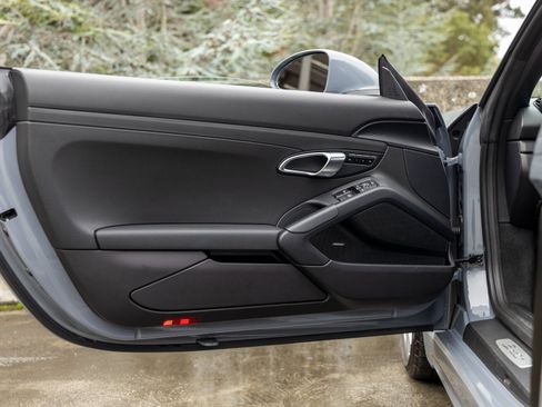 Certified 2024 Porsche 718 Boxster image 21