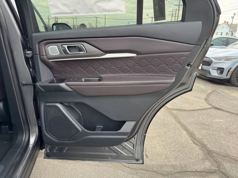 New 2026 Ford Explorer Platinum AWD/4WD image 27