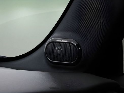 Used 2022 MINI Cooper SE image 31