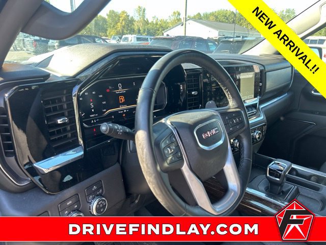 Used 2024 GMC Sierra 1500 Elevation w/ LPO, Elevation Black Package AWD/4WD image 12