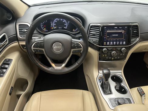 Used 2020 Jeep Grand Cherokee Limited image 14
