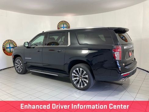 Used 2023 Chevrolet Suburban Premier AWD/4WD image 24