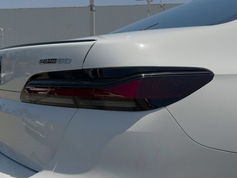 New 2026 BMW i7 eDrive50 w/ M Sport Package RWD image 5