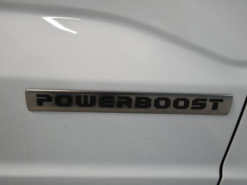 New 2025 Ford F150 Lariat w/ Equipment Group 502A High image 31