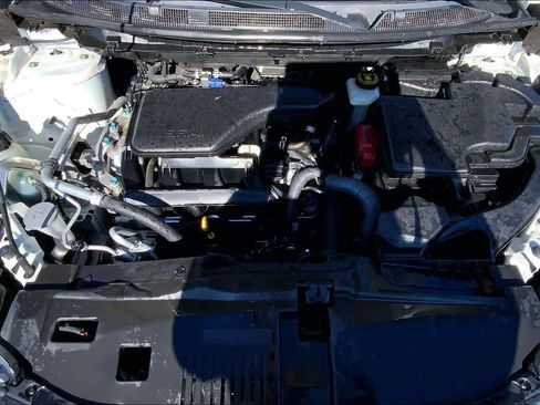 Used 2022 Nissan Rogue Sport S image 31