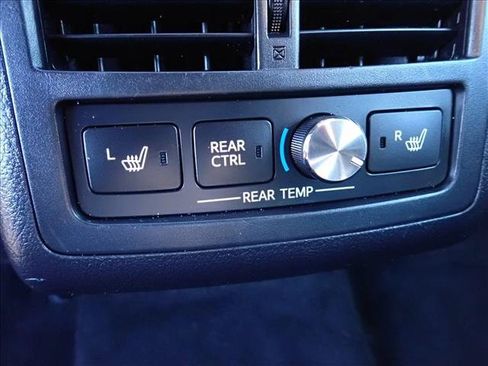 Used 2014 Toyota Avalon Limited FWD image 9