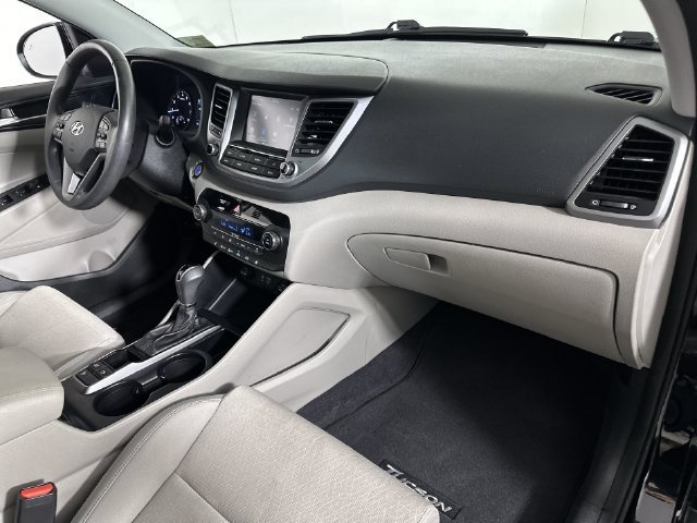 Used 2018 Hyundai Tucson Value FWD image 30
