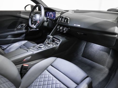 Used 2022 Audi R8 V10 performance image 30