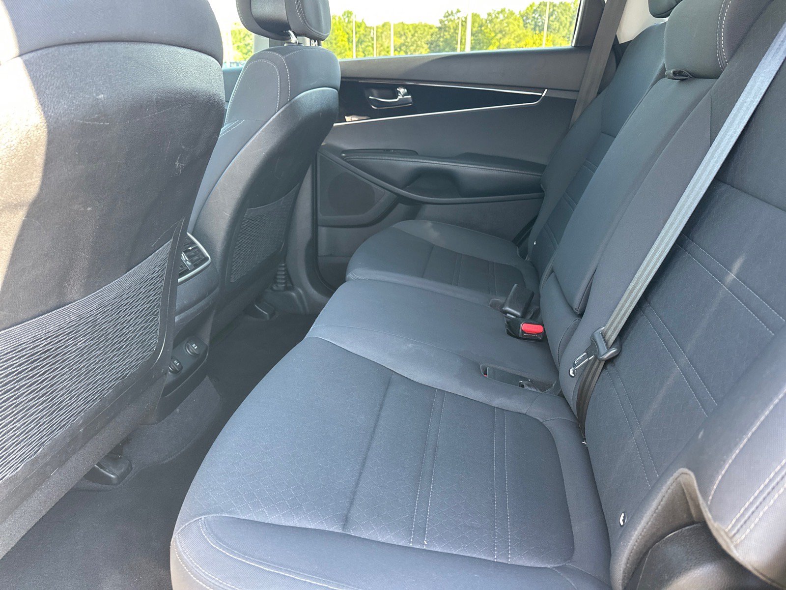 Used 2017 Kia Sorento AWD image 10