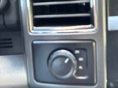 Used 2018 Ford F150 XLT AWD/4WD image 18
