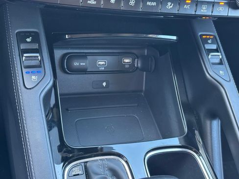 Used 2022 Kia Telluride EX w/ EX Premium Package FWD image 21