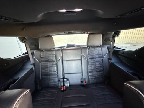 Used 2021 Cadillac Escalade Sport Platinum AWD/4WD image 26