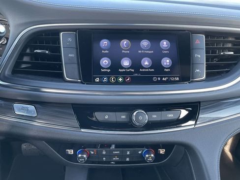 Used 2023 Buick Enclave Essence image 13
