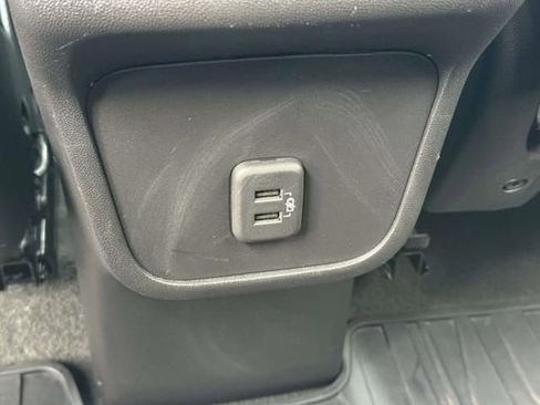 Used 2024 GMC Terrain SLE image 14