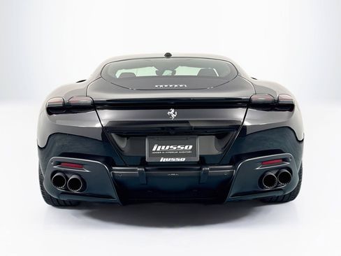 Used 2022 Ferrari Roma RWD image 10