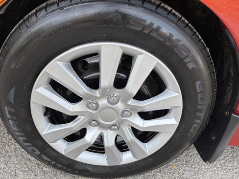 Used 2019 Honda Civic LX image 12