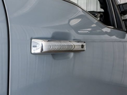 Used 2024 Ford F250 Platinum AWD/4WD image 43