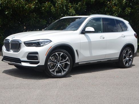 Used 2023 BMW X5 sDrive40i w/ Premium Package RWD image 5
