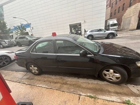 Used 1999 Honda Accord EX image 12