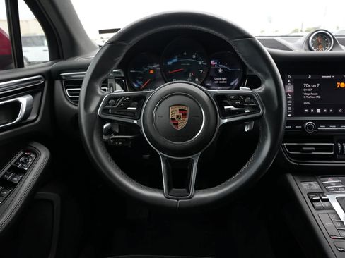 Used 2019 Porsche Macan AWD/4WD image 8
