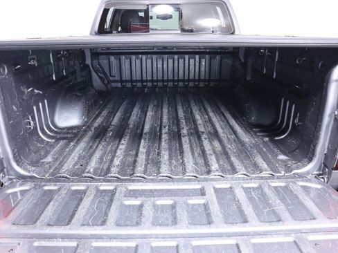 Used 2018 Chevrolet Colorado Z71 AWD/4WD image 33