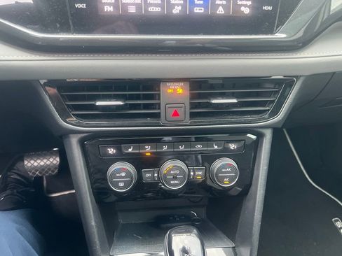 Certified 2023 Volkswagen Taos SEL AWD/4WD image 32