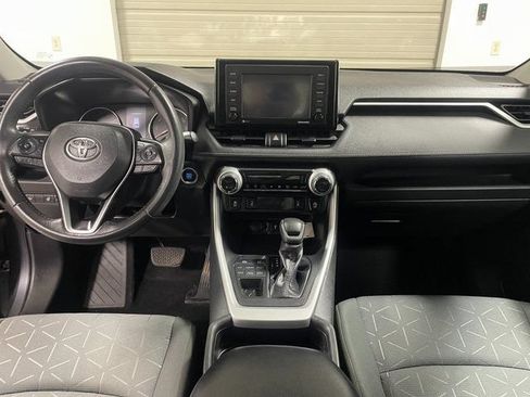 Used 2021 Toyota RAV4 XLE w/ Convenience Package AWD/4WD image 13