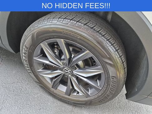 Used 2023 Volkswagen Tiguan SE FWD image 26