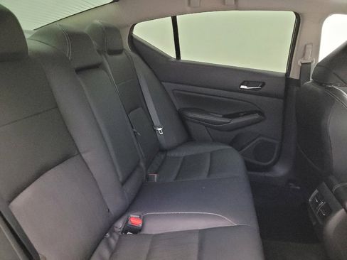 Used 2020 Nissan Altima 2.0 Platinum image 19