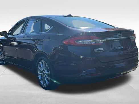 Used 2017 Ford Fusion S image 5