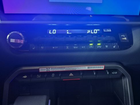 New 2026 Toyota Tundra Limited image 27