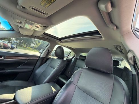 Used 2013 Lexus GS 350 AWD w/ Premium Pkg image 28