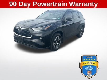 Used 2024 Toyota Highlander XLE