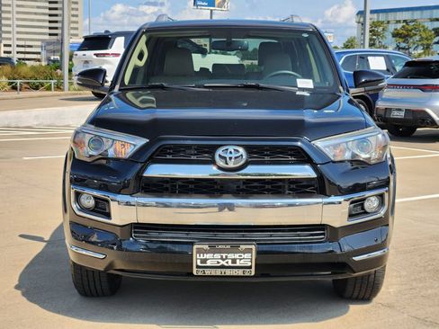 Used 2018 Toyota 4Runner Limited RWD image 2