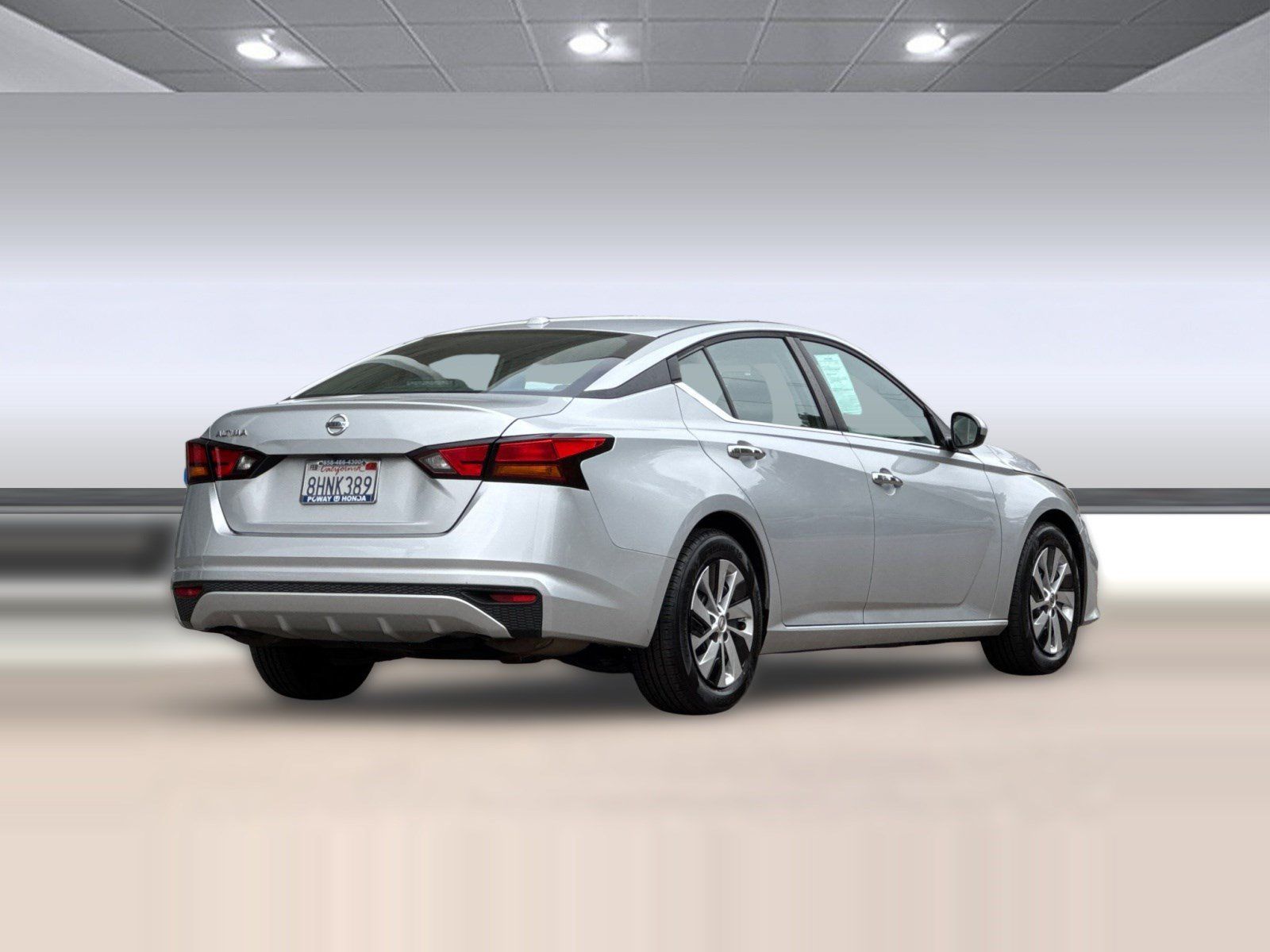 Used 2019 Nissan Altima 2.5 S FWD image 9