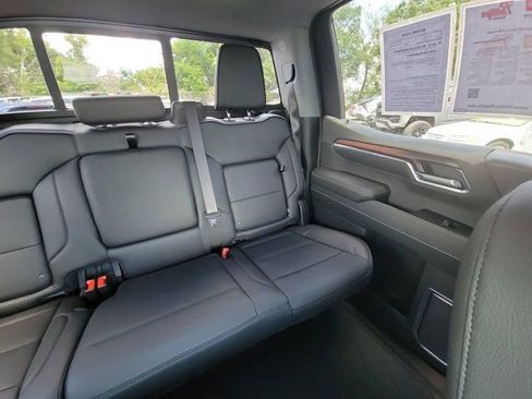 Used 2026 GMC Sierra 1500 Denali w/ Denali Reserve Package AWD/4WD image 6