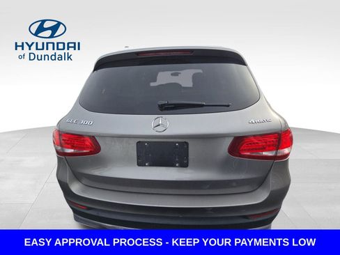 Used 2019 Mercedes-Benz GLC 300 4MATIC w/ Premium Package image 6
