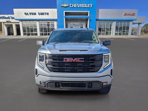 Used 2026 GMC Sierra 1500 Elevation w/ LPO, Elevation Black Package AWD/4WD image 2