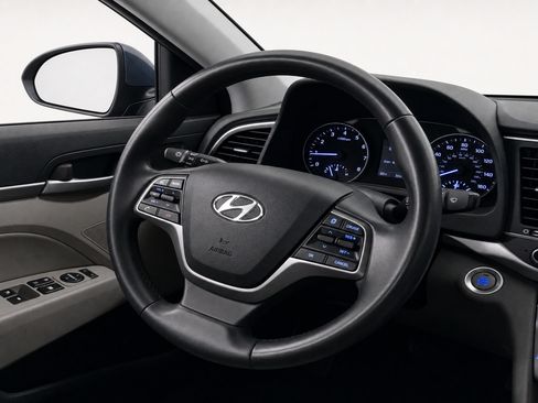 Used 2018 Hyundai Elantra Value Edition FWD image 17