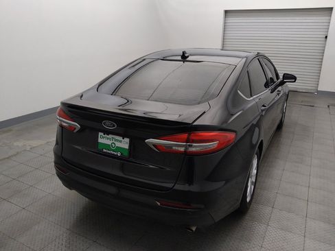 Used 2020 Ford Fusion SE FWD image 7