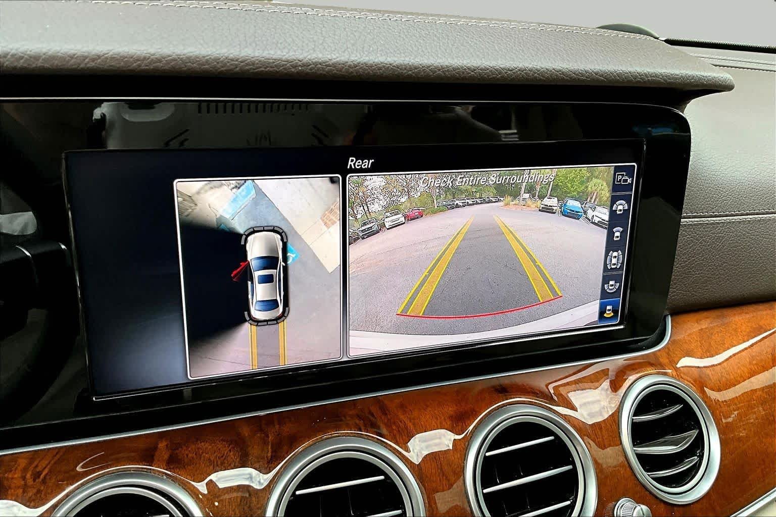 Used 2019 Mercedes-Benz E 300 4MATIC image 26