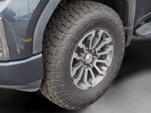 Used 2020 GMC Sierra 1500 AT4 w/ AT4 Premium Package image 11