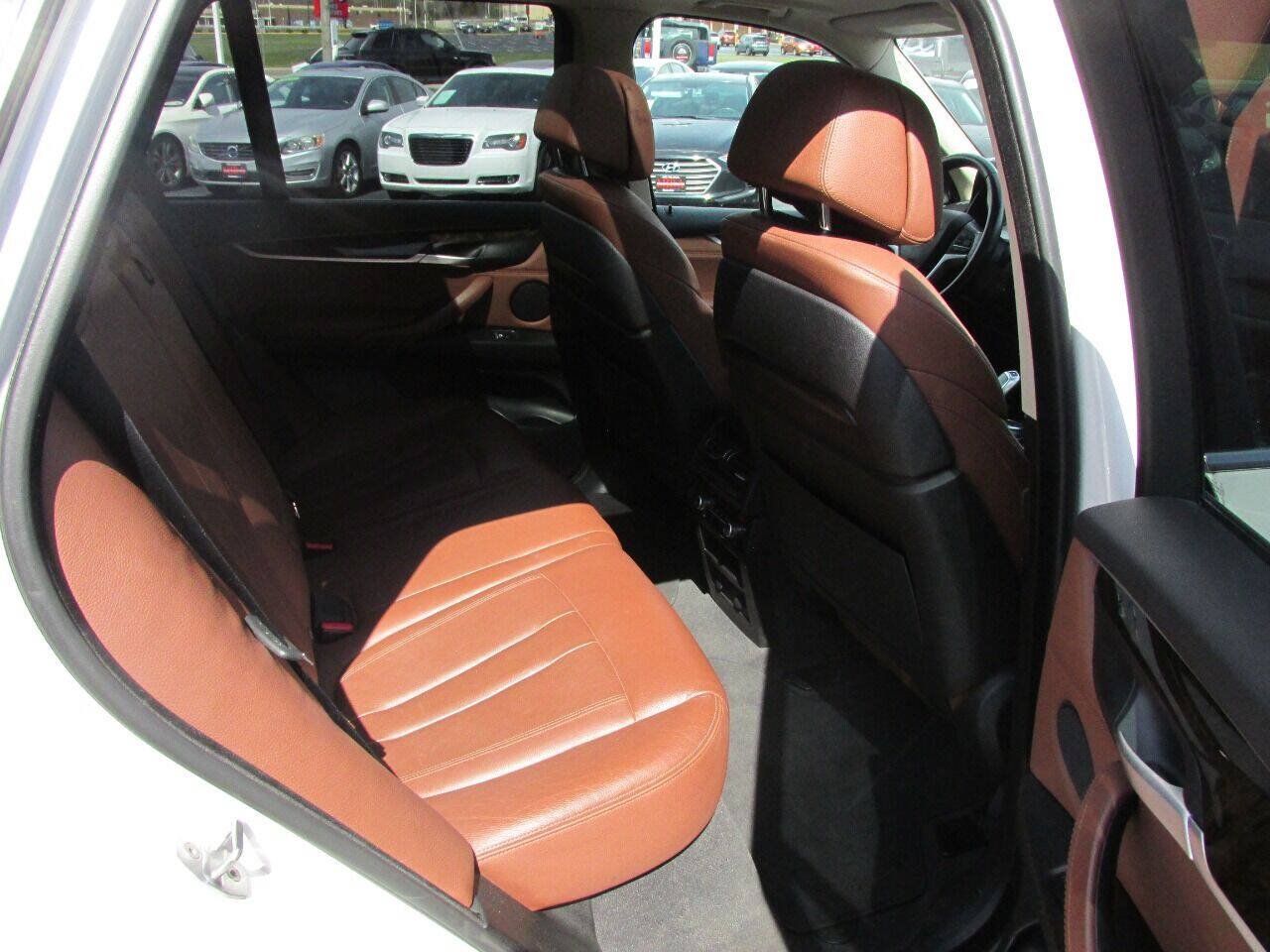 Used 2016 BMW X5 xDrive40e AWD/4WD image 28