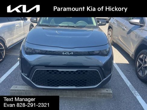 Used 2024 Kia Soul S FWD image 3