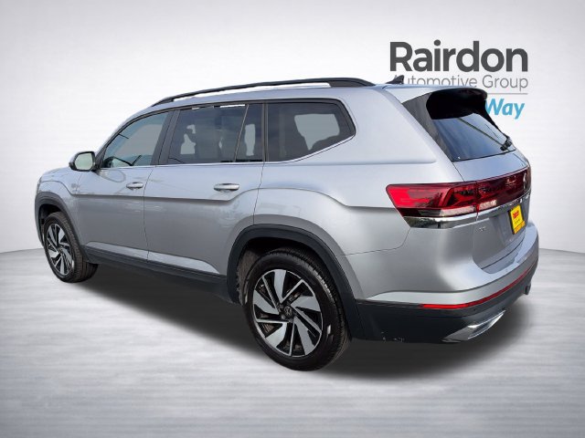 Used 2025 Volkswagen Atlas SE FWD image 5