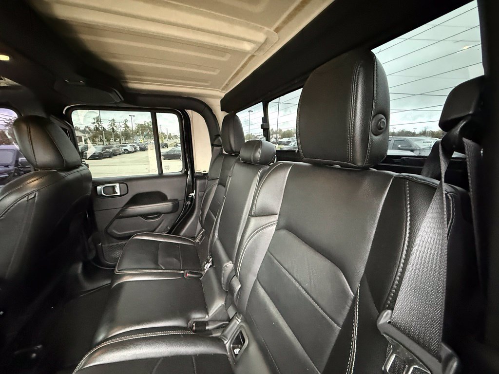 Used 2020 Jeep Gladiator Overland AWD/4WD image 26