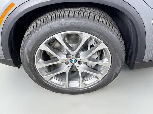 New 2026 BMW X5 xDrive50e w/ Climate Comfort Package AWD/4WD image 32