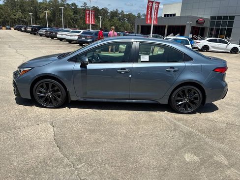 New 2026 Toyota Corolla SE FWD image 2
